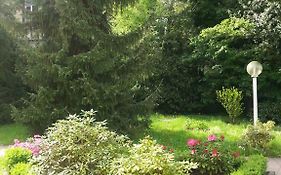 Apartment Near Villa Turgenev